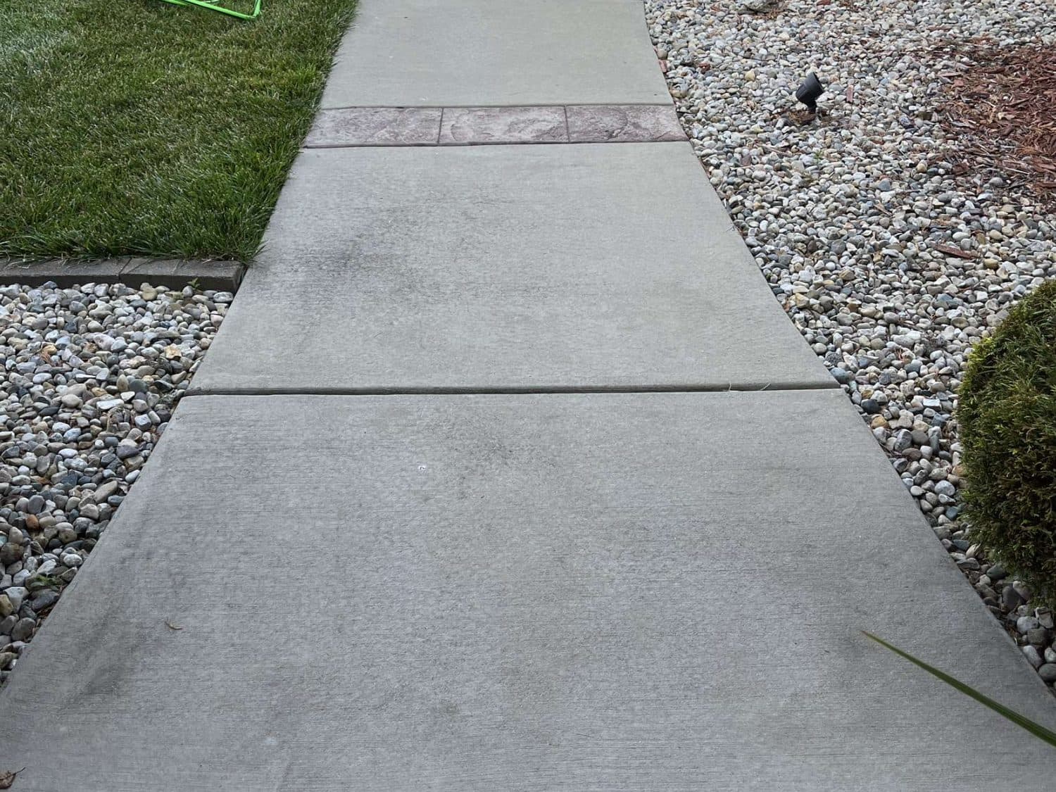 Driveway Cleaning before cleaning