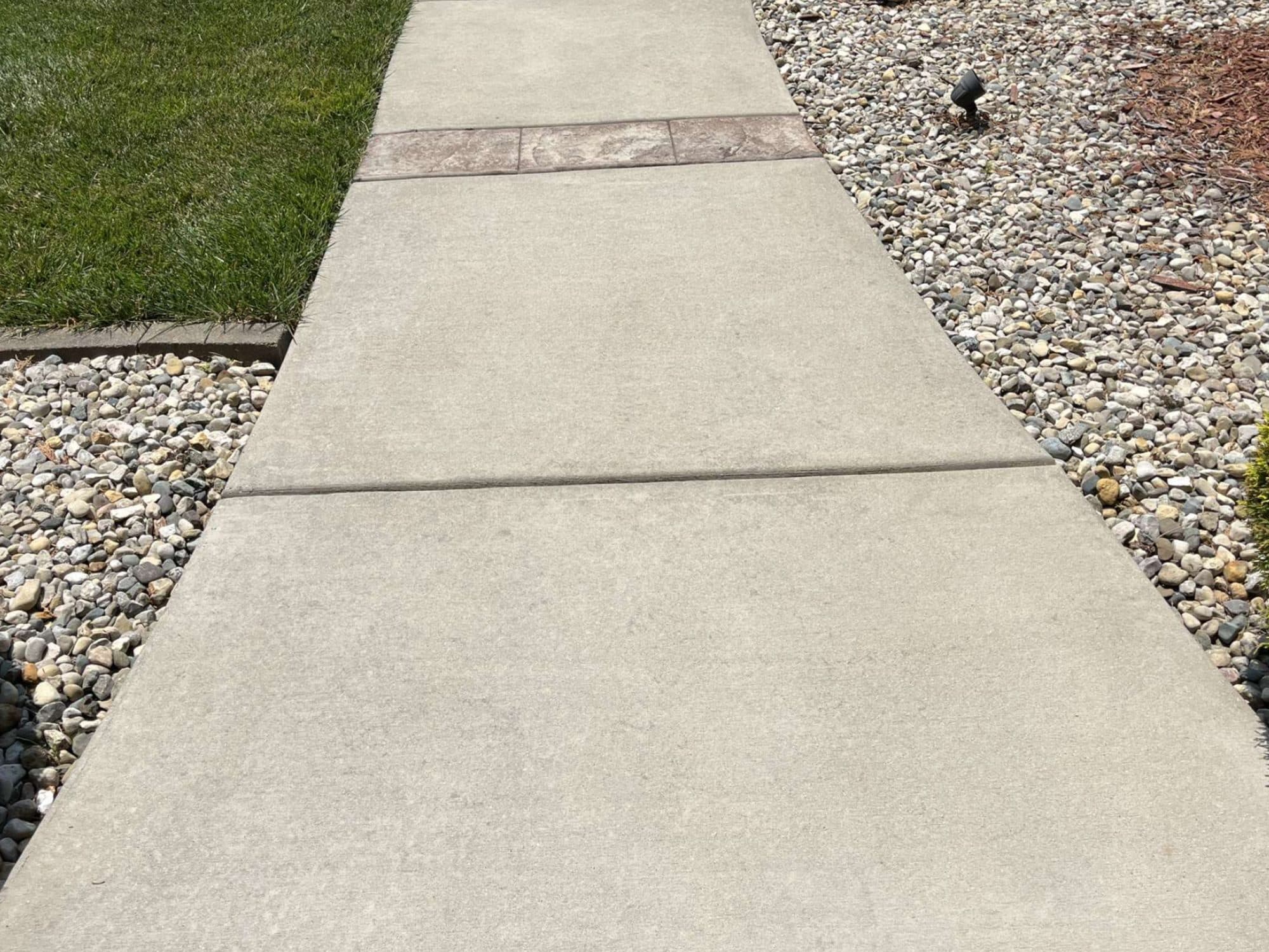 Driveway Cleaning after cleaning