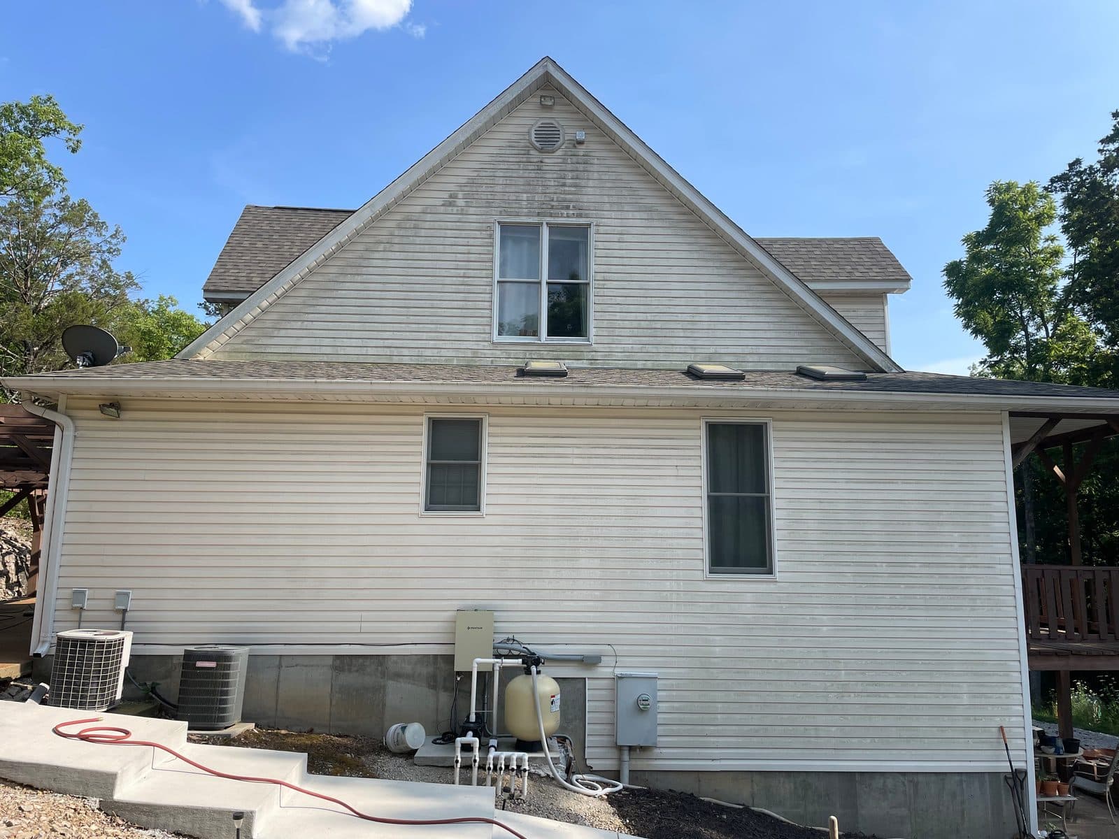 House Washing before cleaning